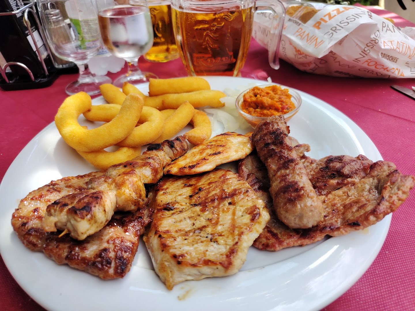 Društvena gostilna Prosek/Trattoria sociale di Prosecco