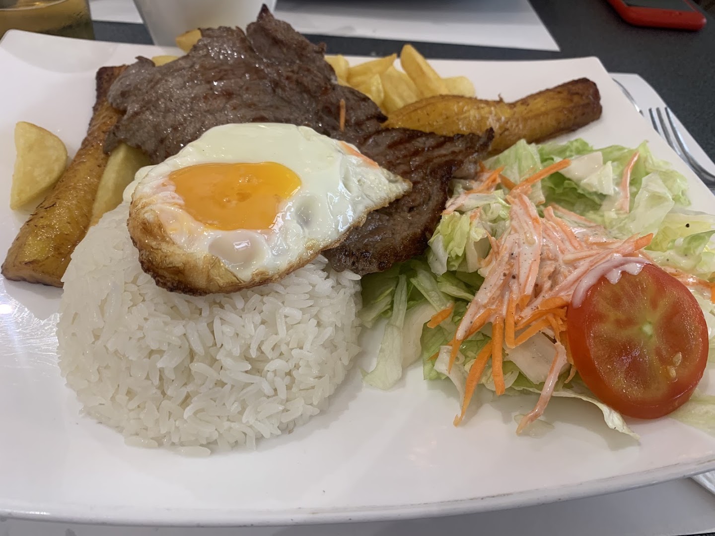 D'sumare Restaurante & Polleria