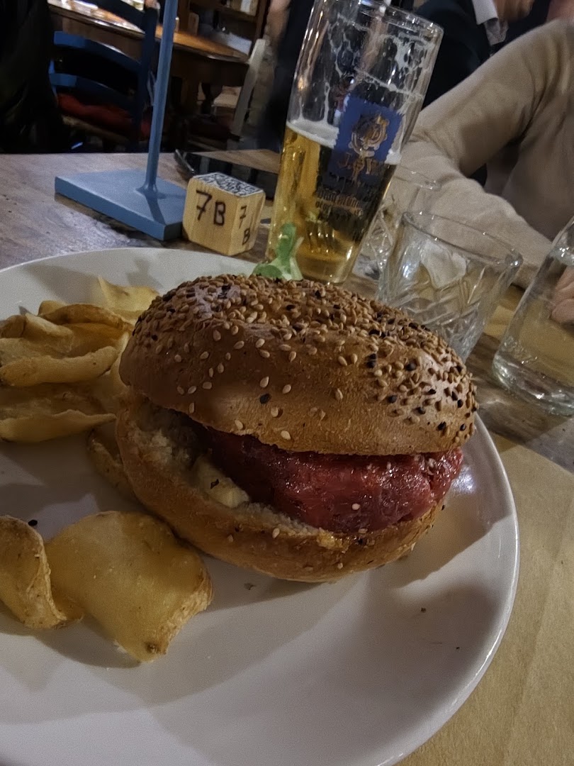 Dù Pub, Crema