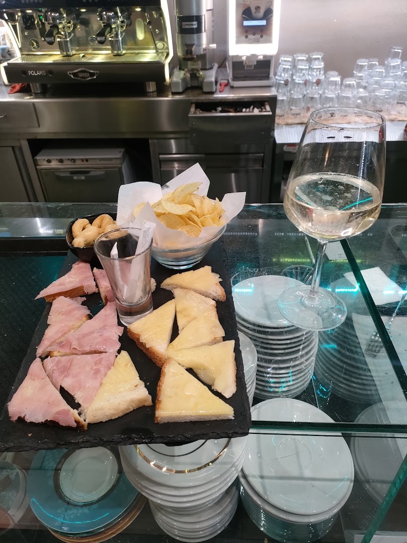 Dubai Cafè
