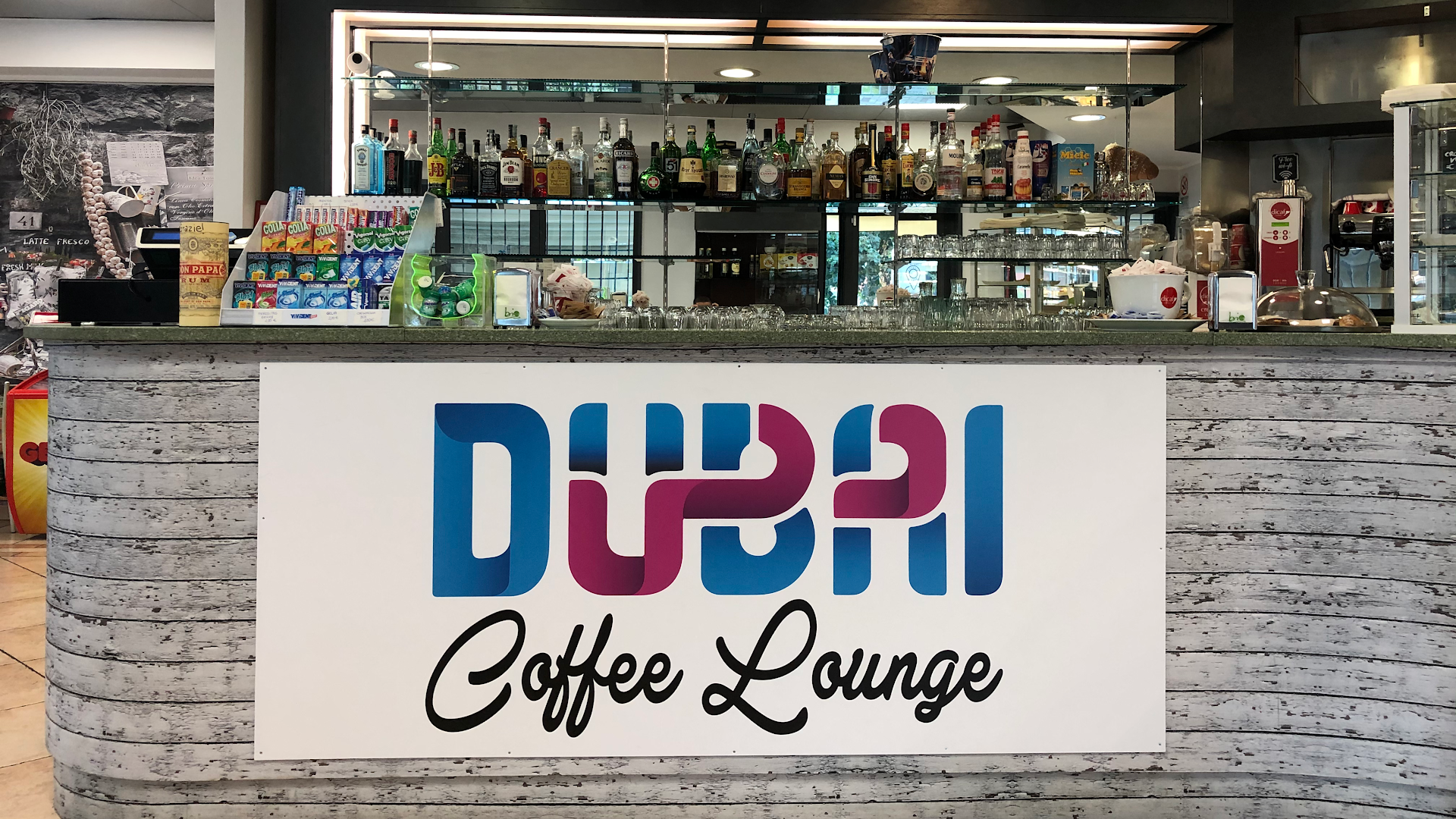 Dubai Coffee Lounge
