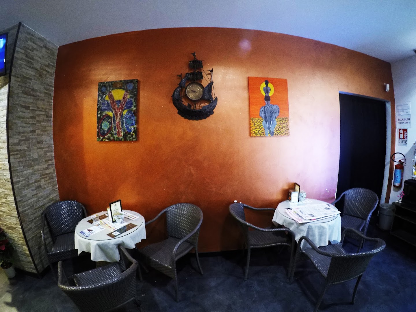 Duca Bar