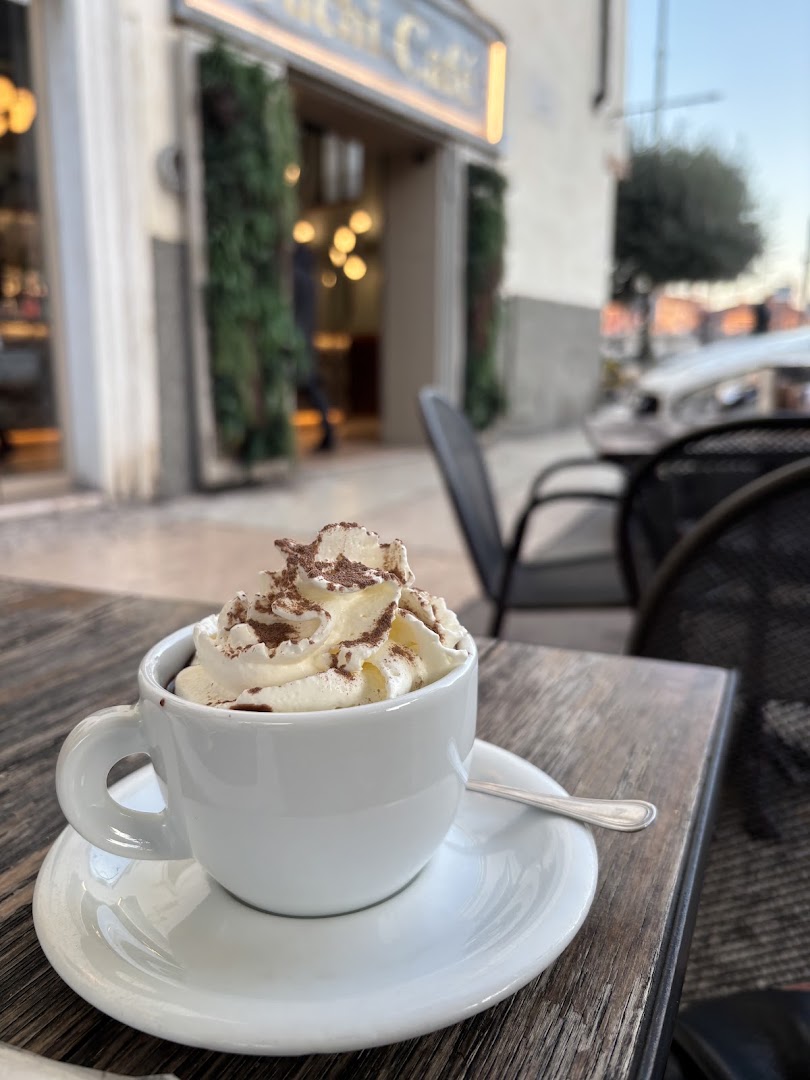 Duchi Cafè Via Leoni