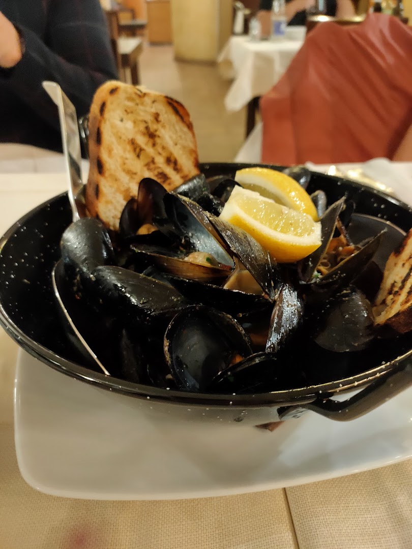 DUE LAGHI RISTORANTE & PIZZERIA