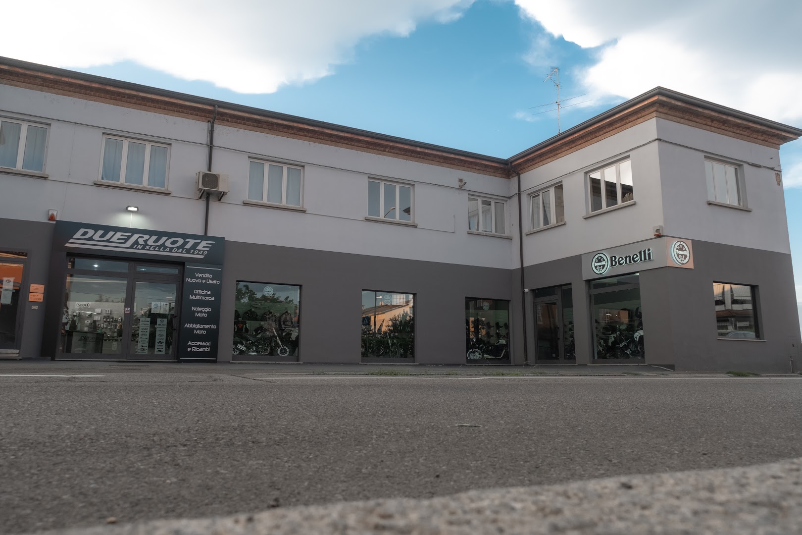 Due Ruote Moto - Abbigliamento - Accessori