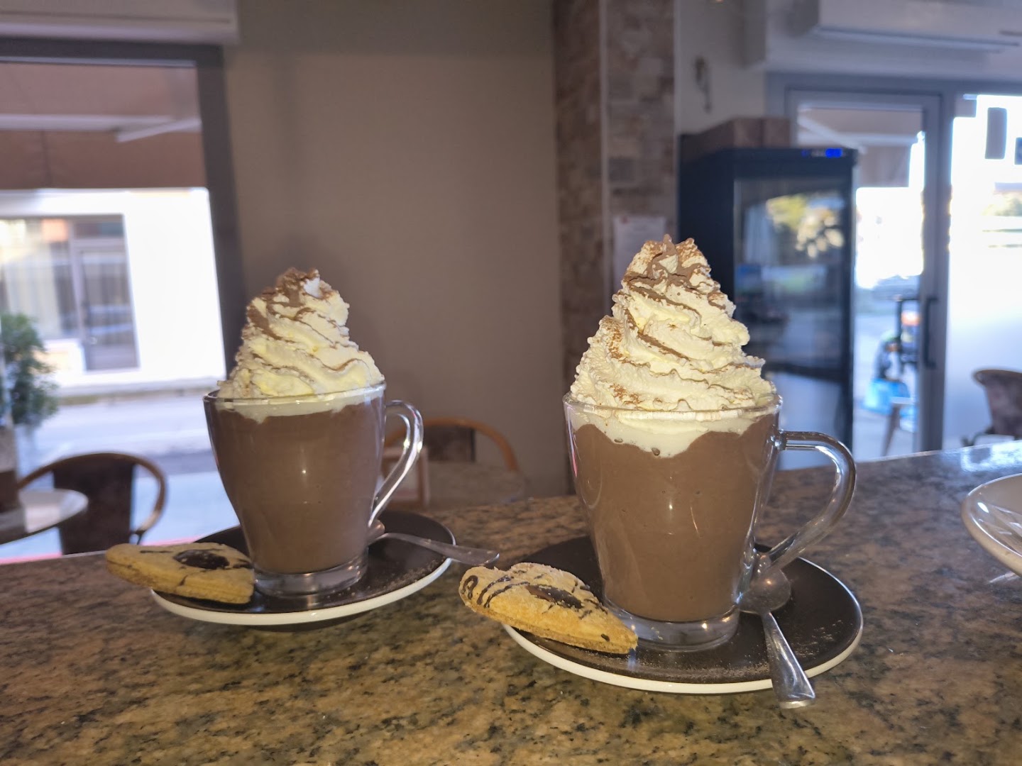 Duo' Pasticceria Caffetteria Gelateria, Taglio di Po