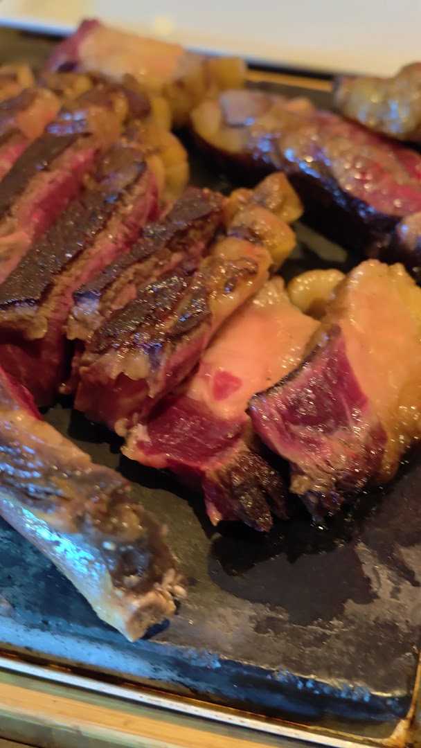 Dupon Meat House