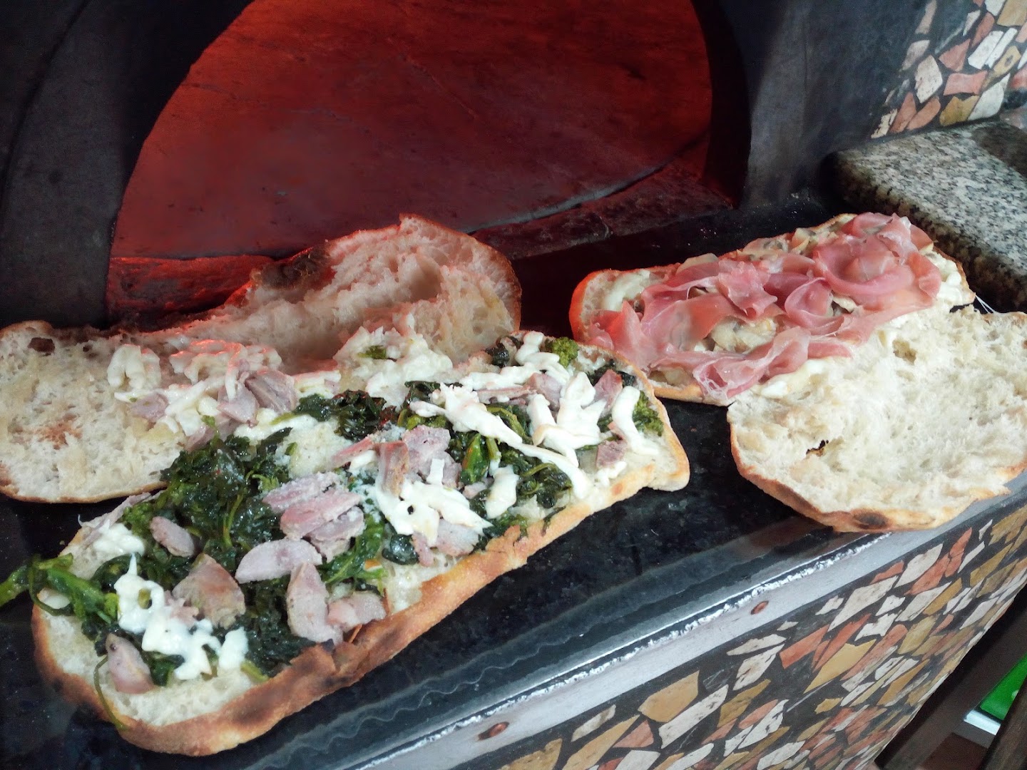 È qui la pizza dei fratelli De Sivo