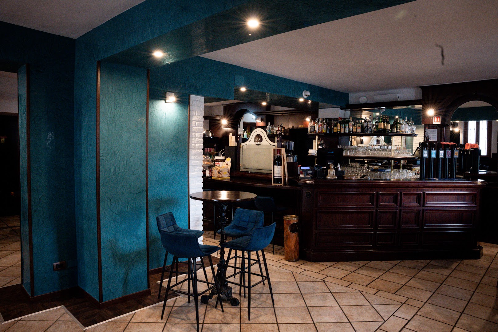 Eagles pub grill bar