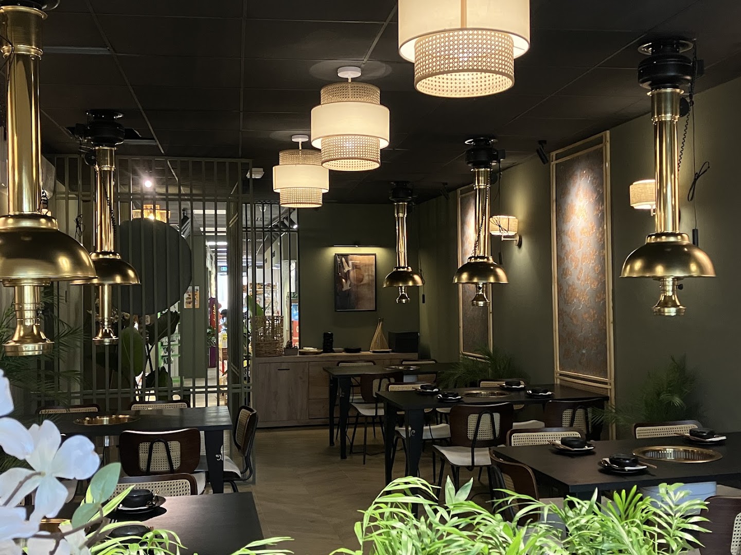 EatAsia | Asian Food Hall & Market