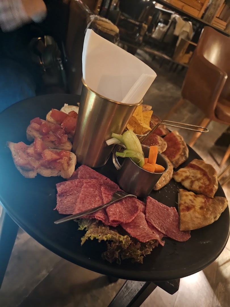 ECLETTICO - molecular bar
