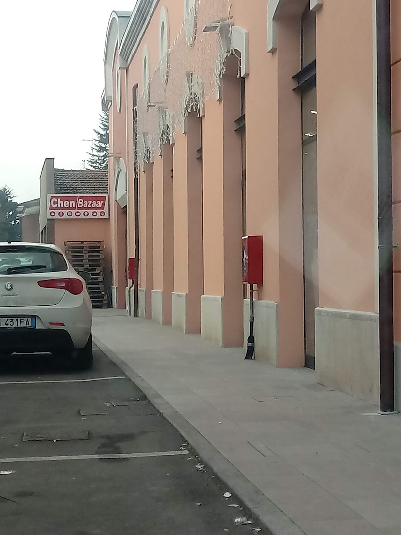 Ecu ora: Chen Bazar, Cavezzo