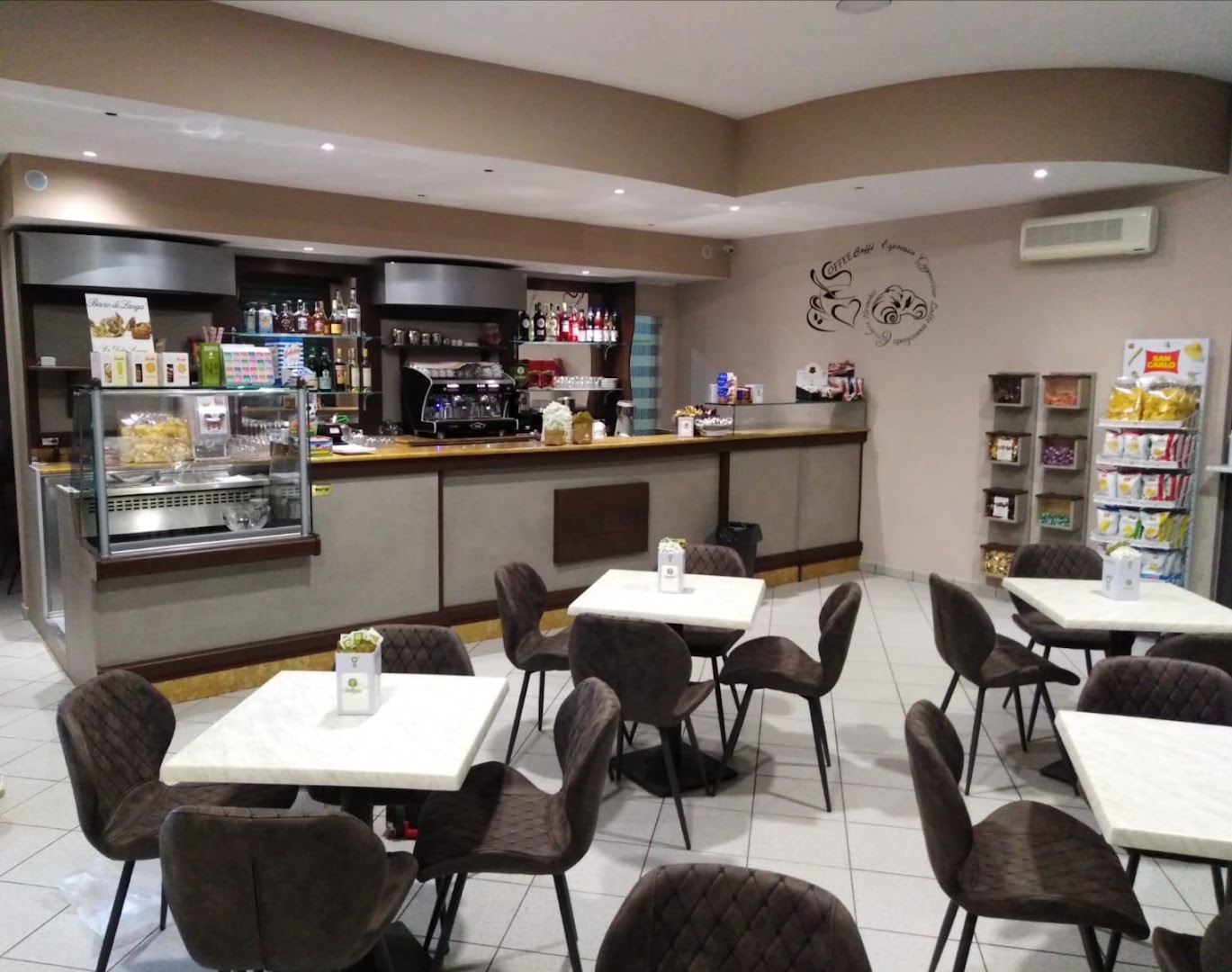 Eden Bar Cafe