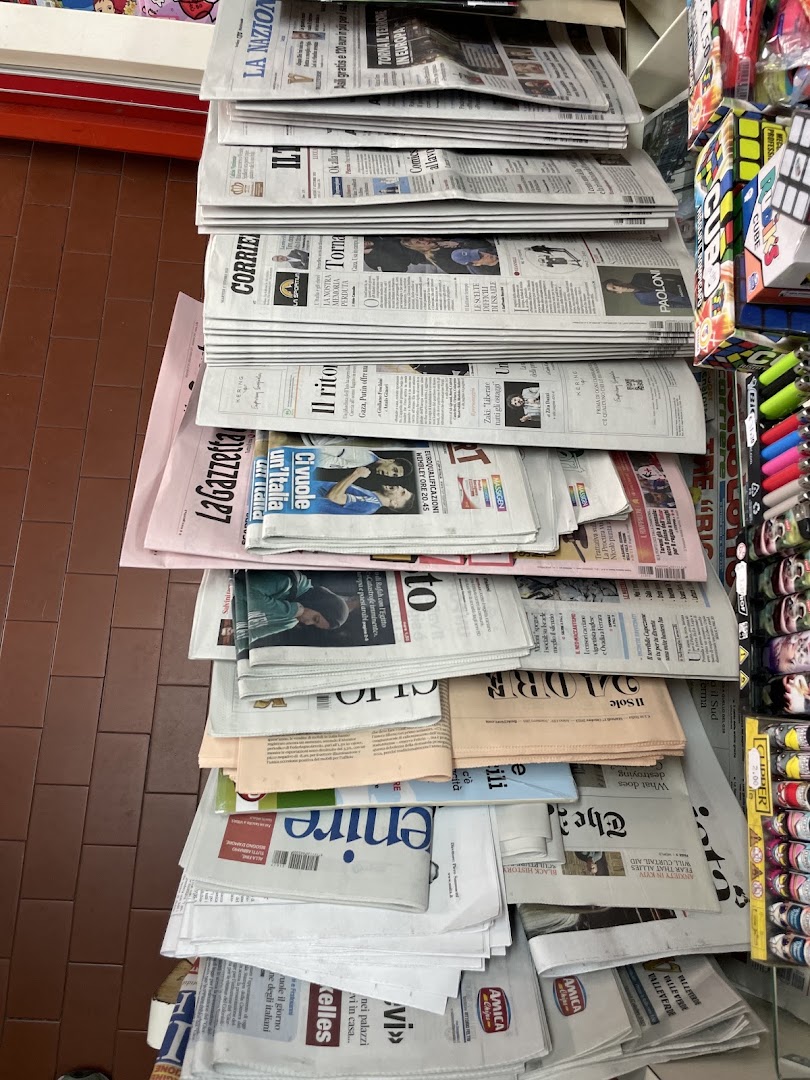 Edicola Il Giornalaio, Lucca, Lucca