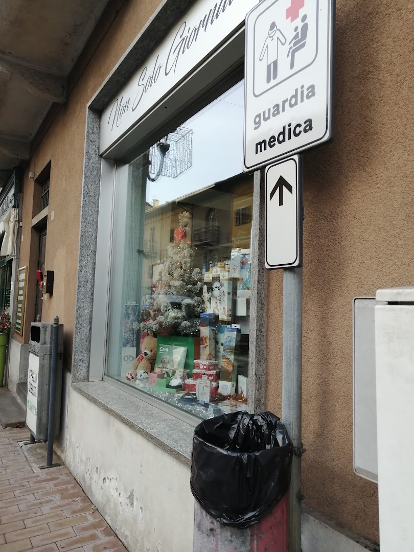 Edicola Non solo giornali di Inocco Cristina