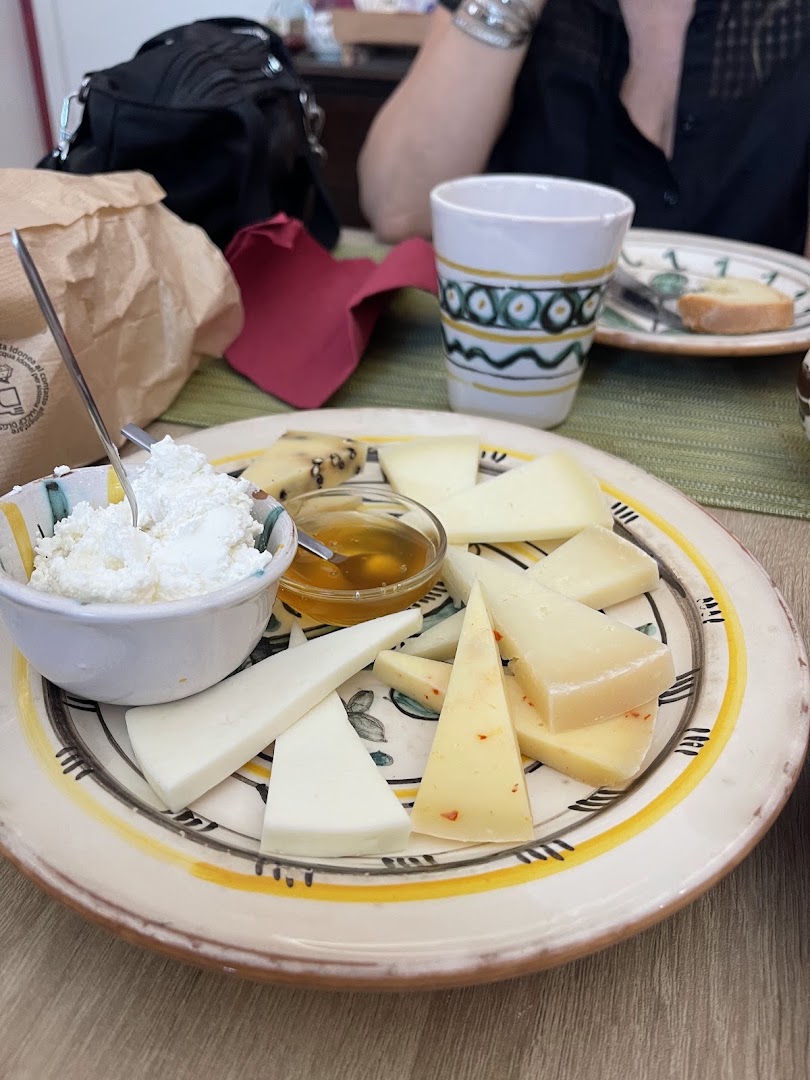 EKLETTICA Osteria Magnoteca