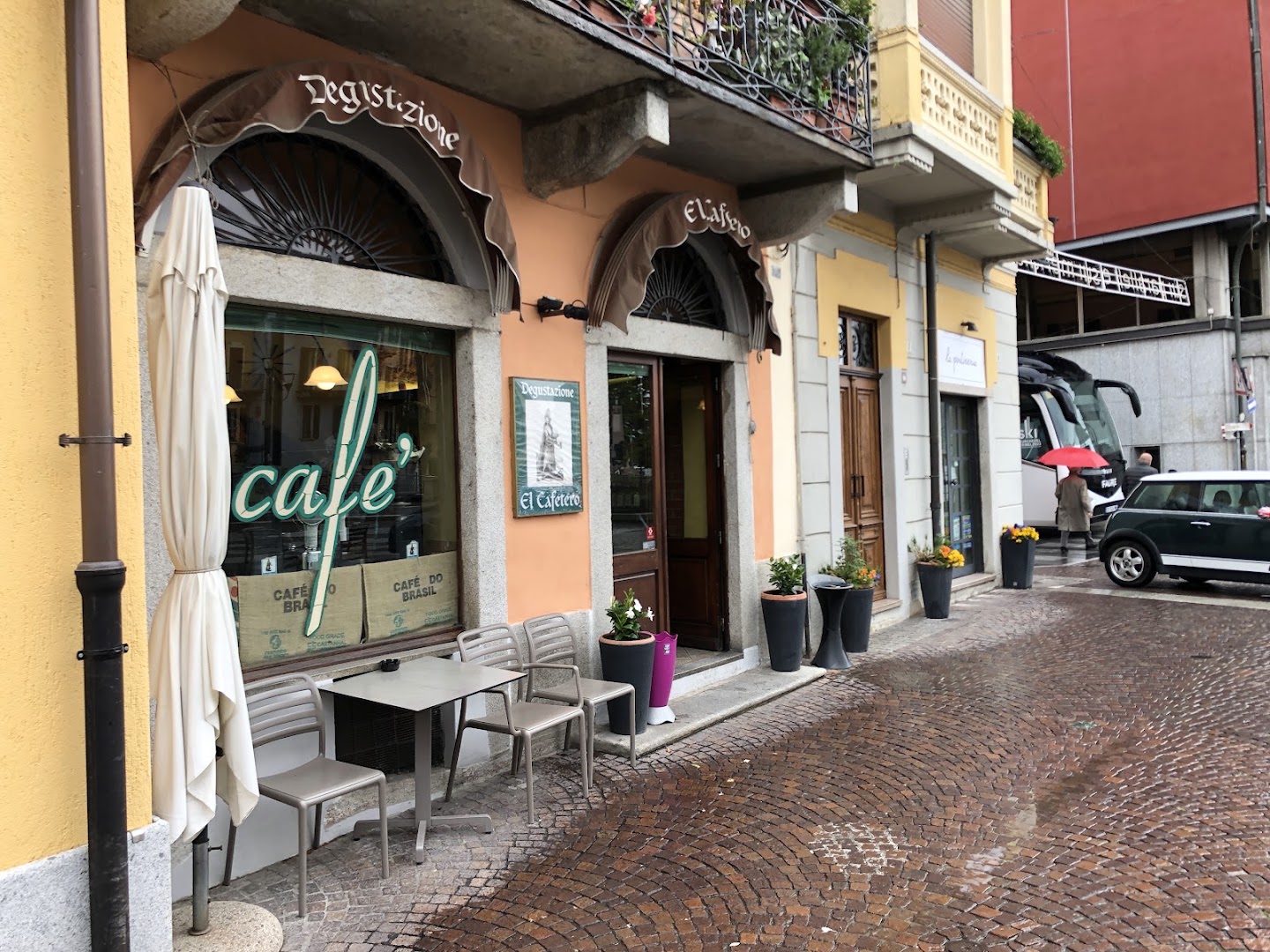 El Cafetero, Omegna