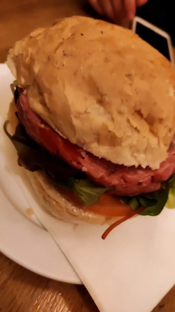Elda Pirleria