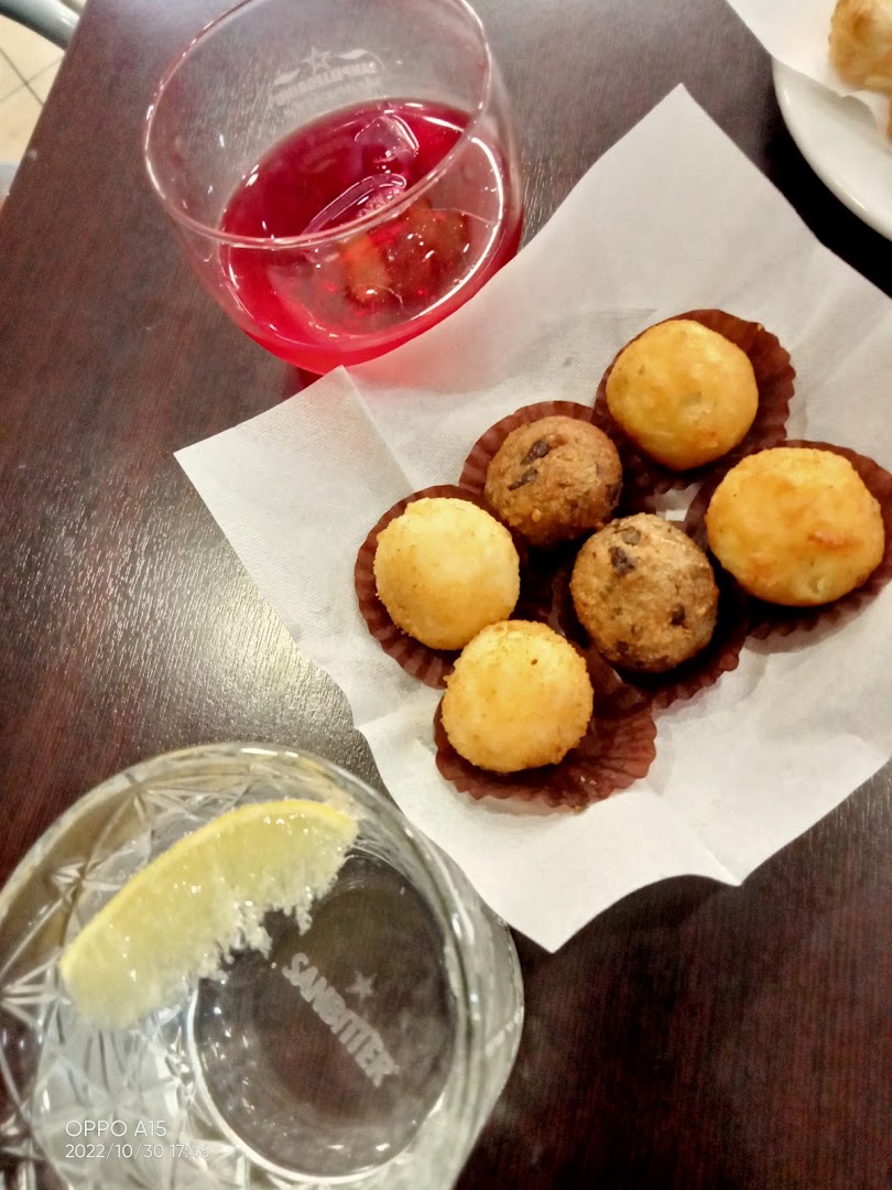 Elisir Bar Pasticceria Gelateria, Mangone