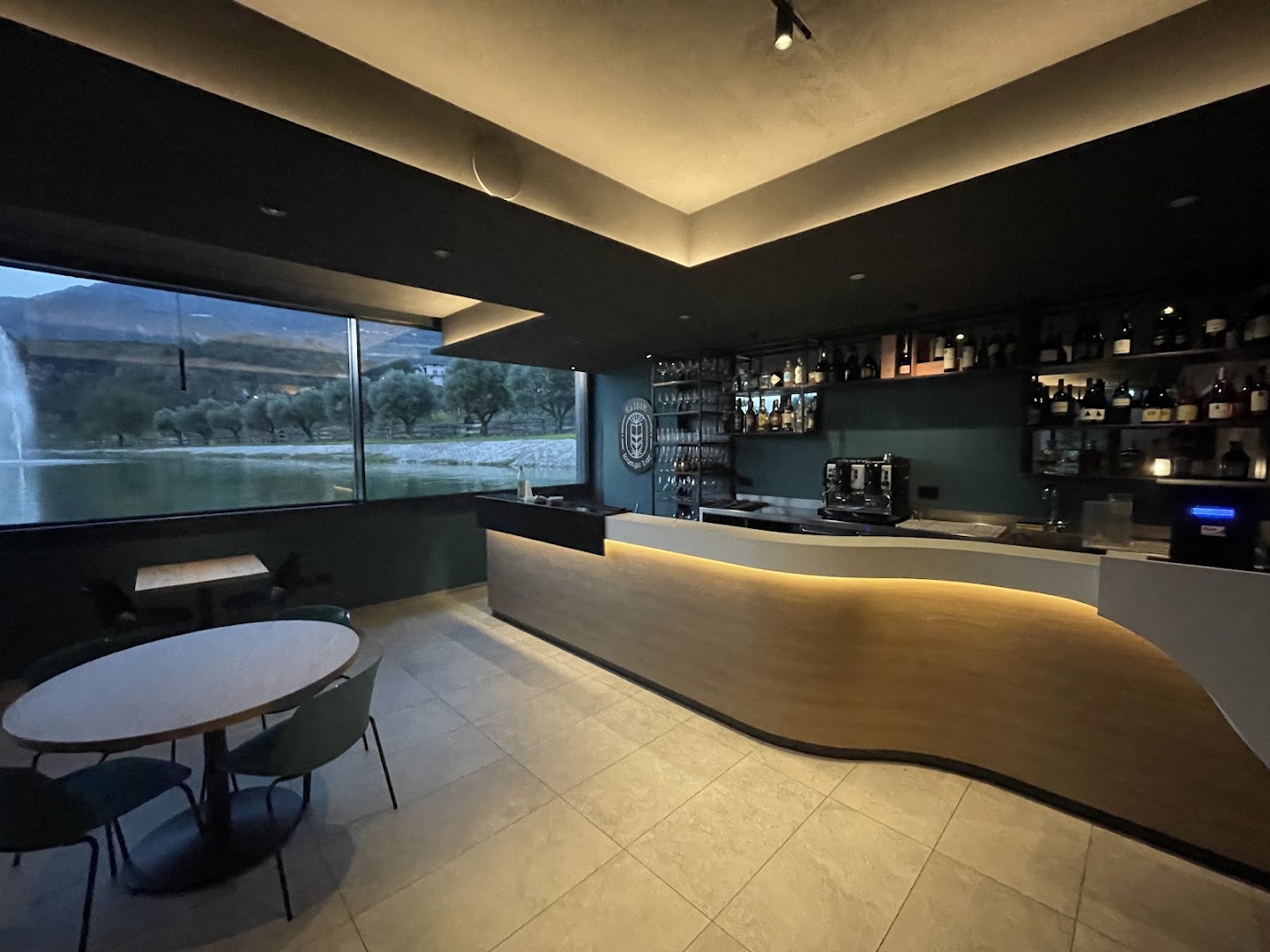 Elisir lounge bar
