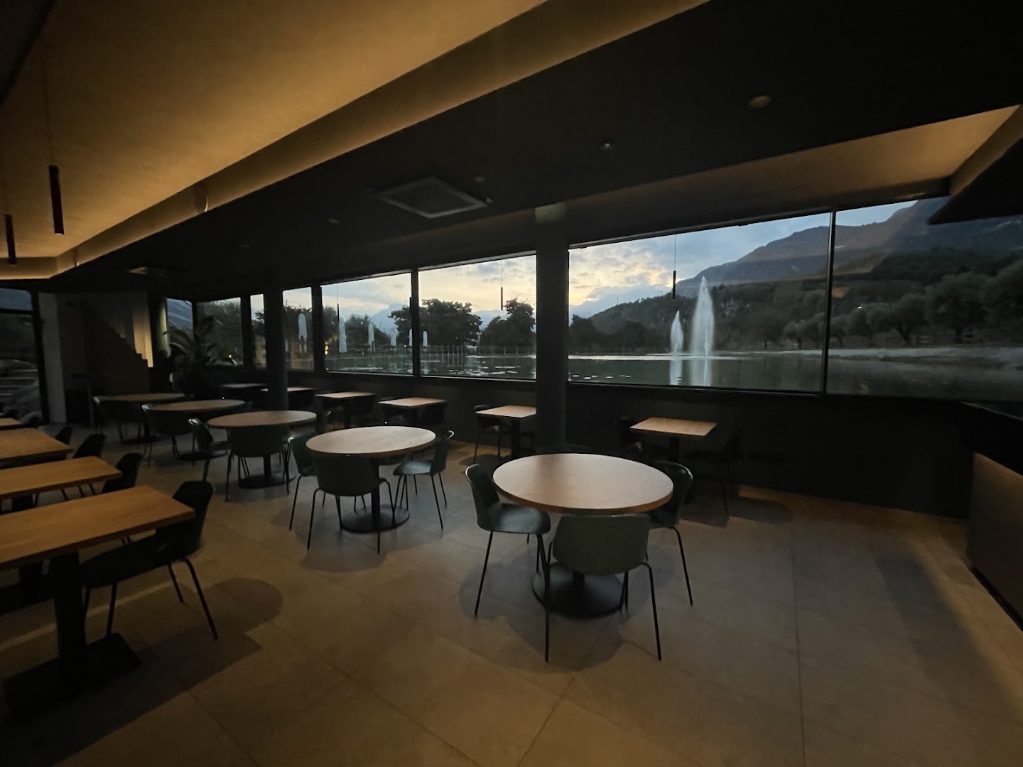 Elisir lounge bar