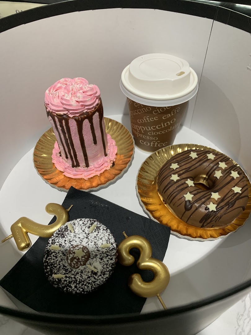Elle Bakery