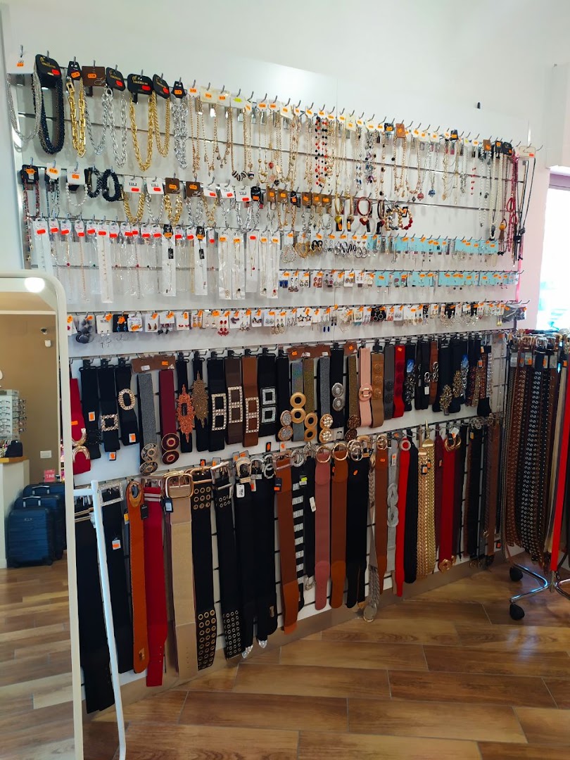 Emblema Shop & Accessories, Villa Literno