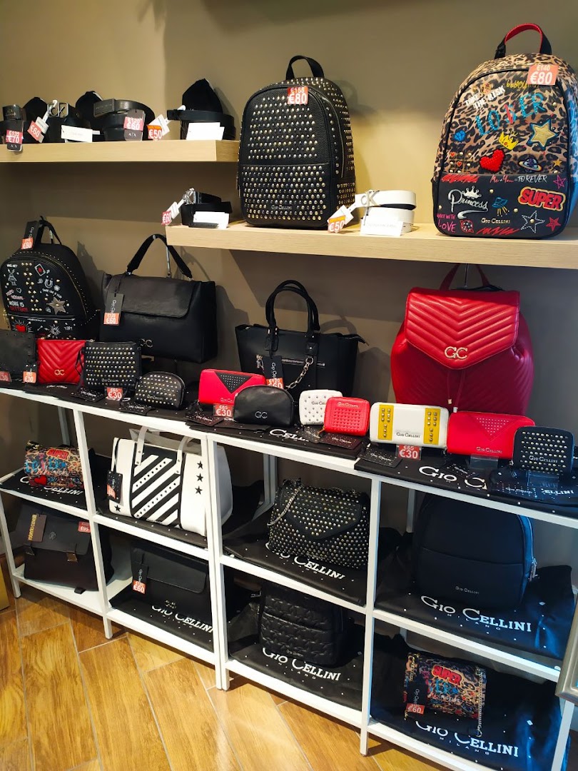 Emblema Shop & Accessories