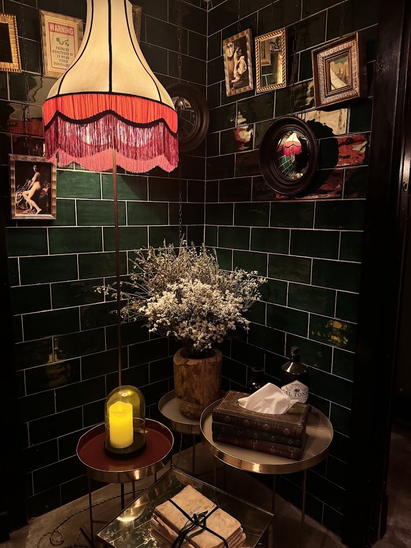 Emerald's Independent Bar, Roma