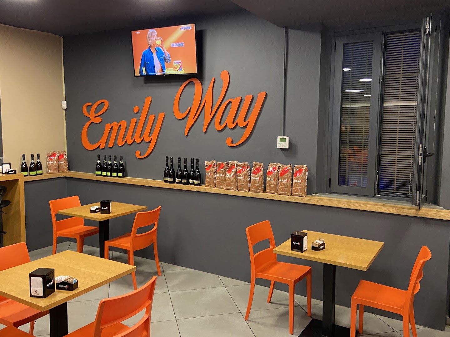Emily Way Bar