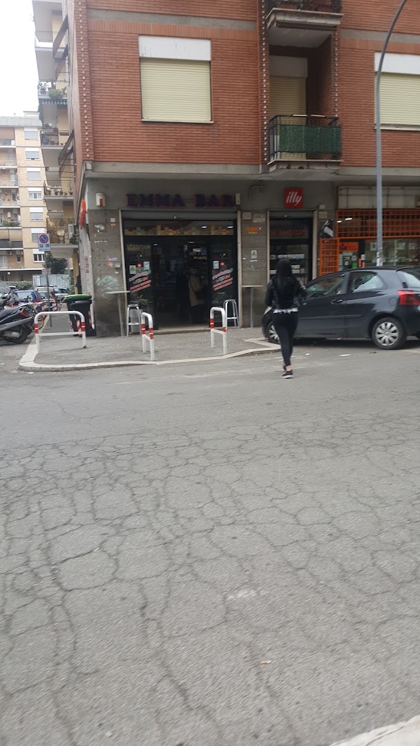 Emma Bar Roma