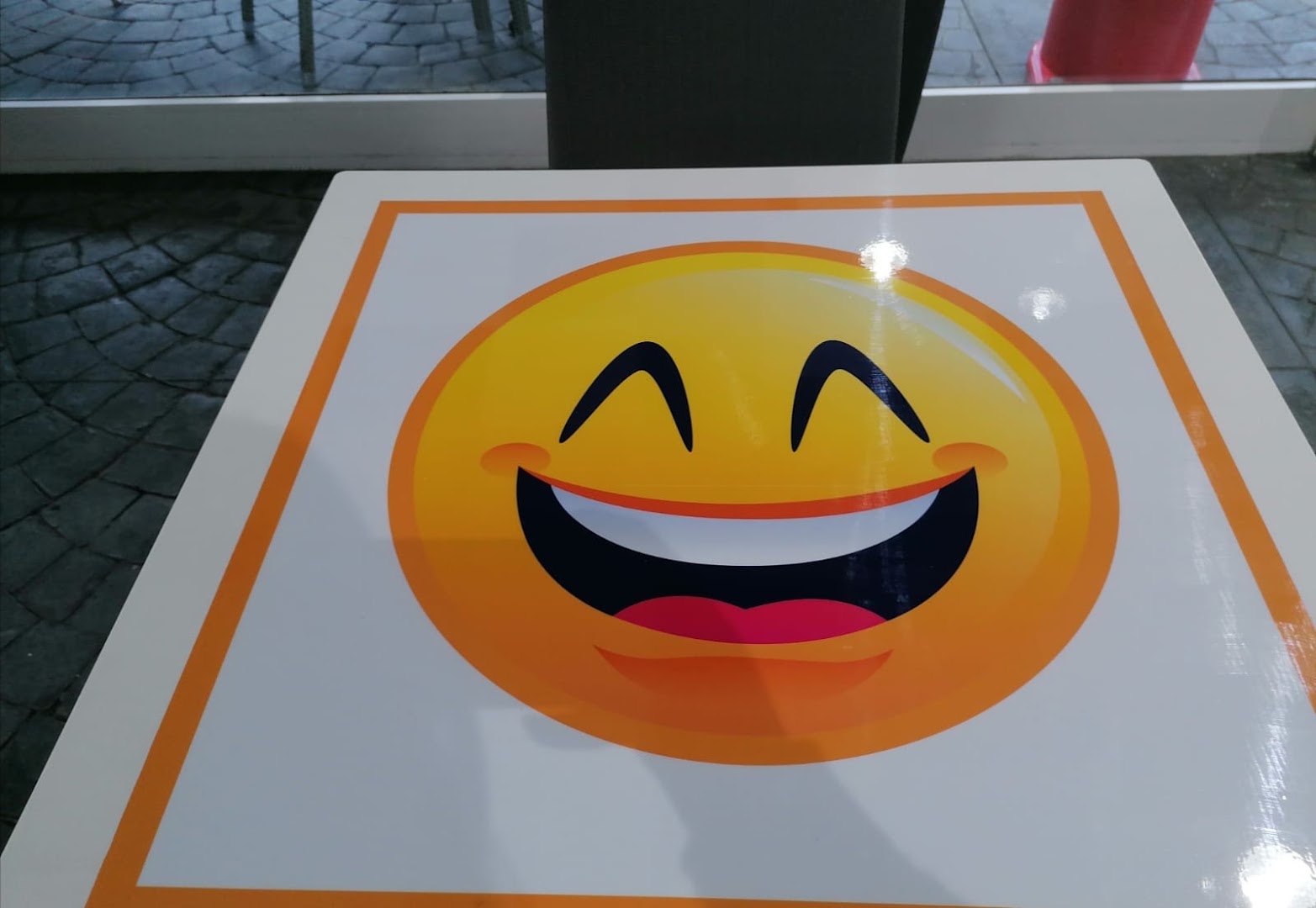 Emojii caffè bar tabacchi cornetteria