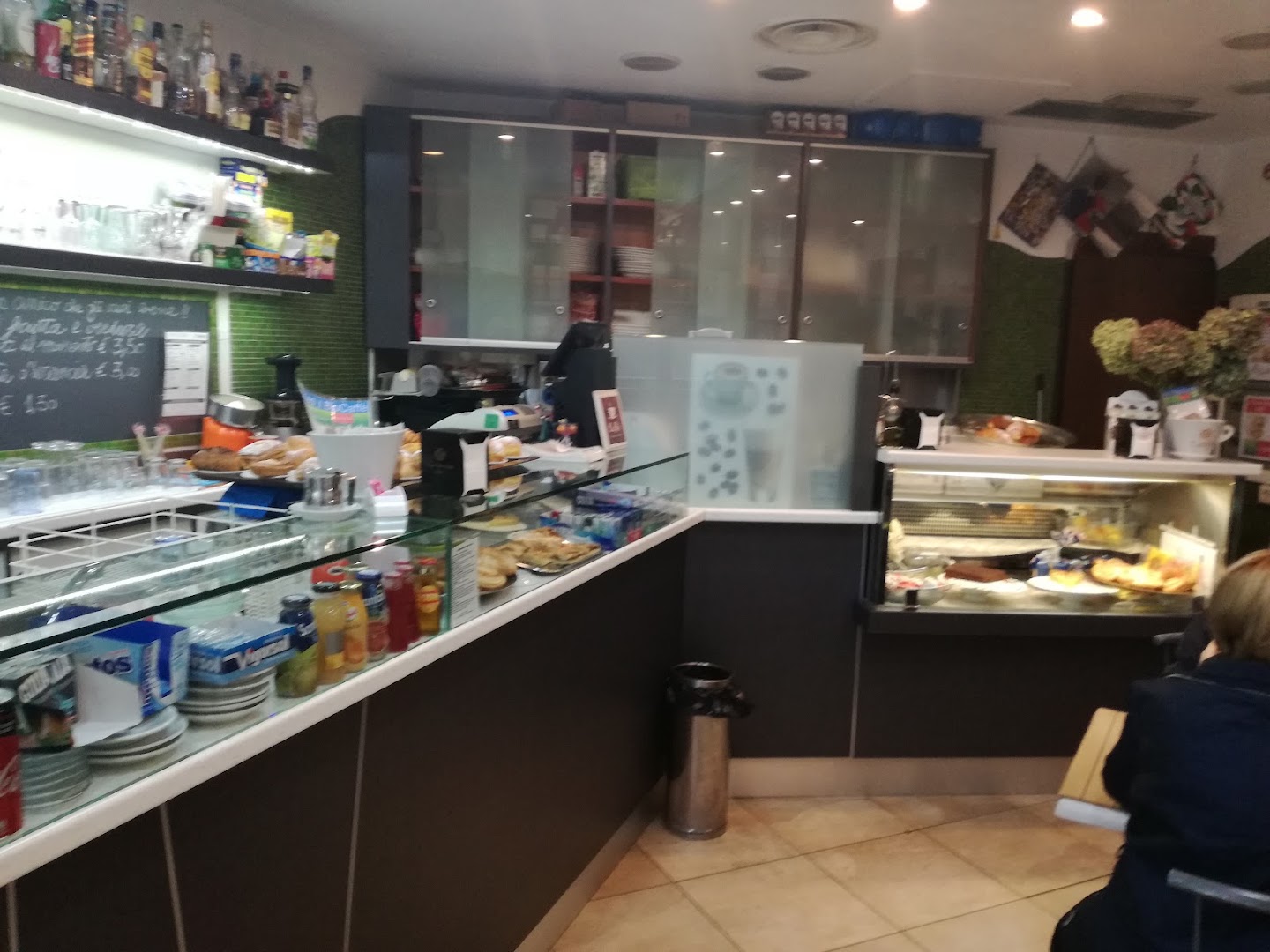 Emy Bar