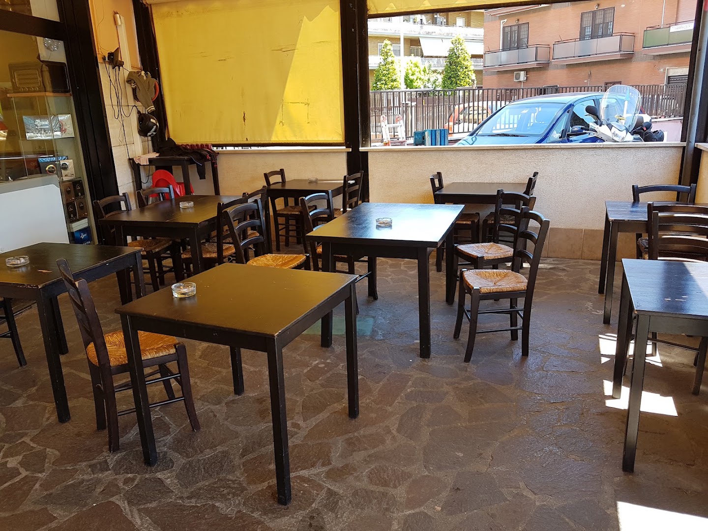 Emy Café