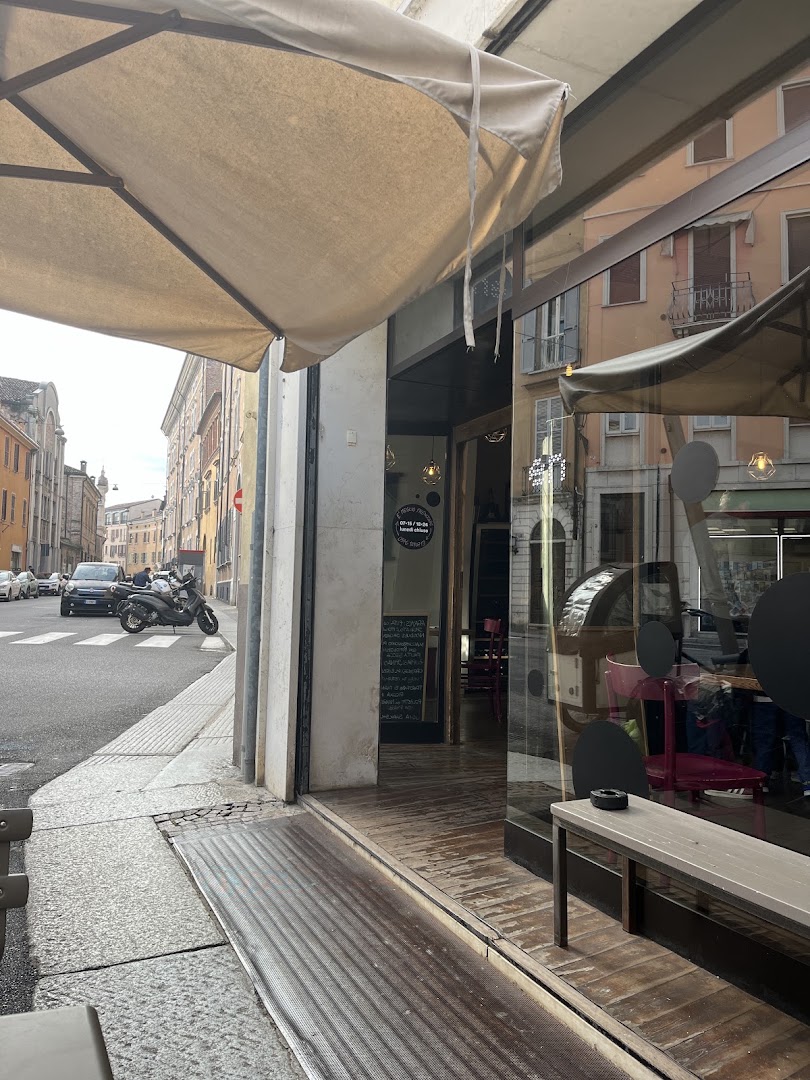 En Drink Eat Punk