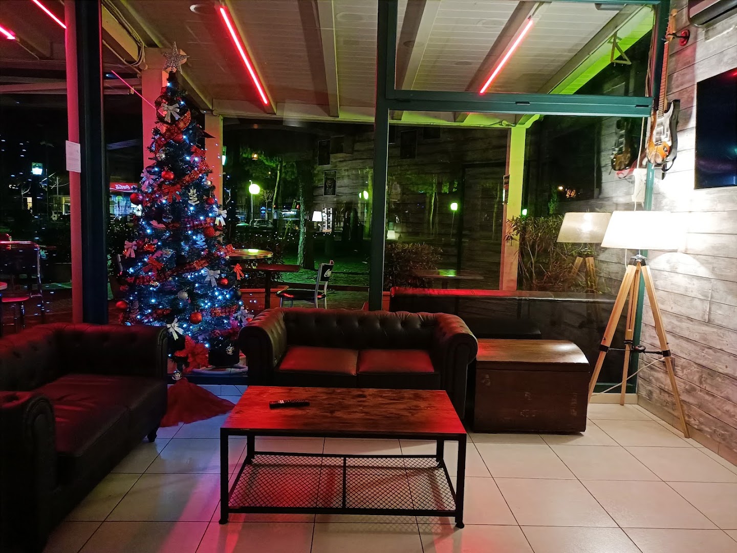 Endrix Bar & Music