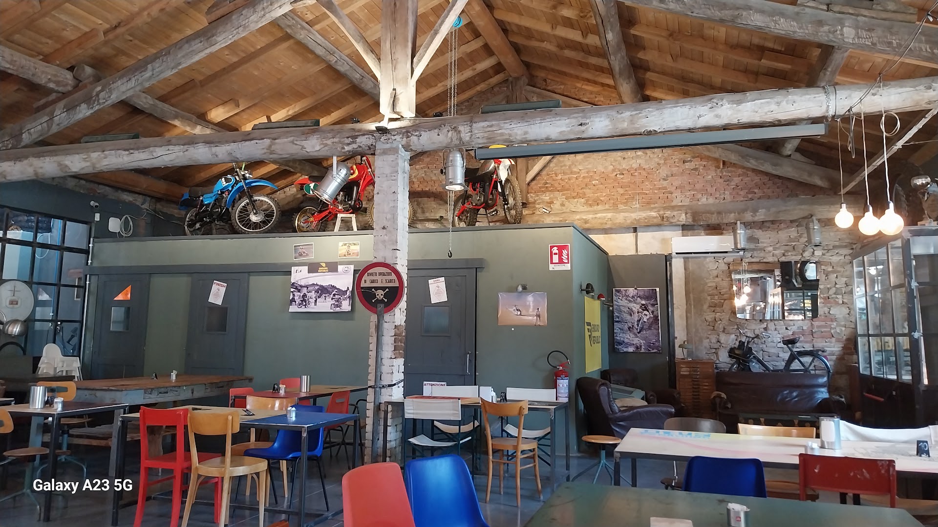 ENDURO REPUBLIC BISTROT