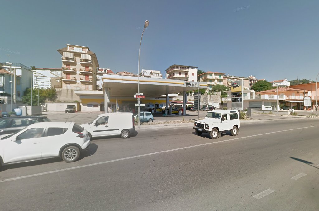 Eni Cafe' di Angelozzi S. - Ristorante pausa pranzo, pranzi veloci, bar per aperitivi