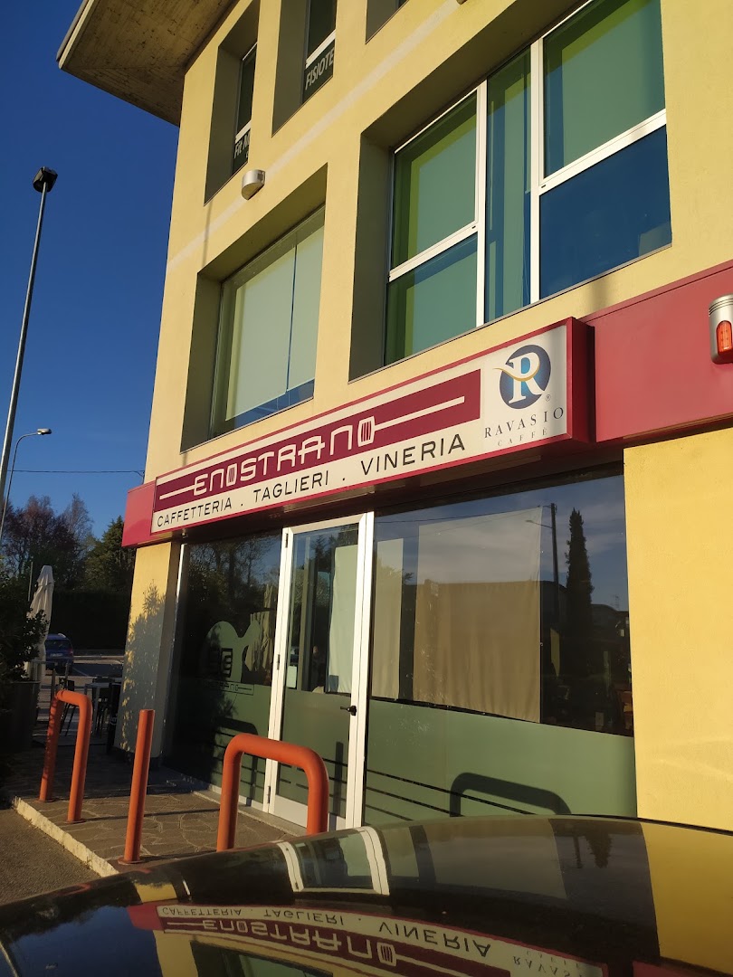 Enostrano vineria