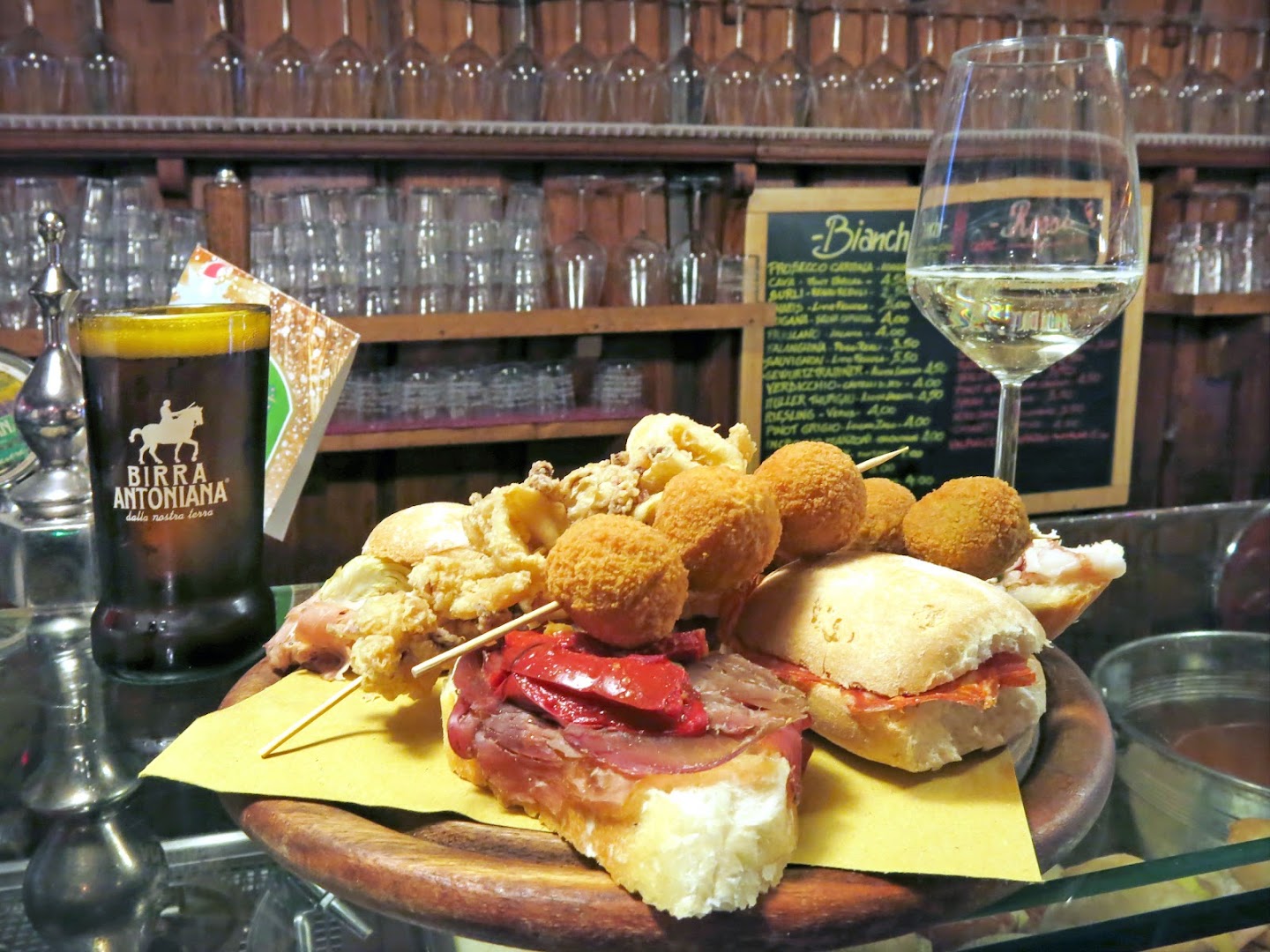 Enoteca Al Volto