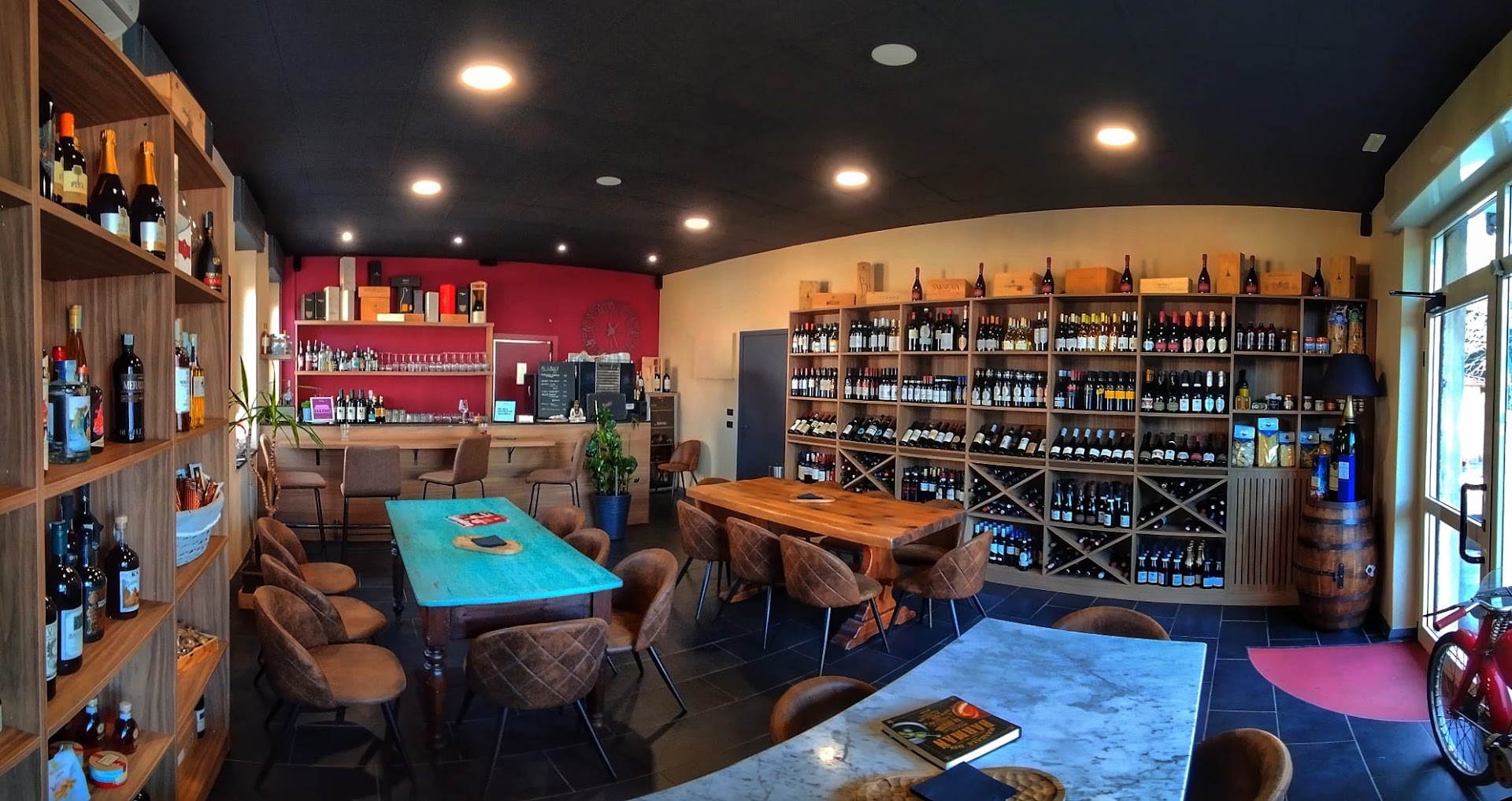 Enoteca Bartolora, Tradate