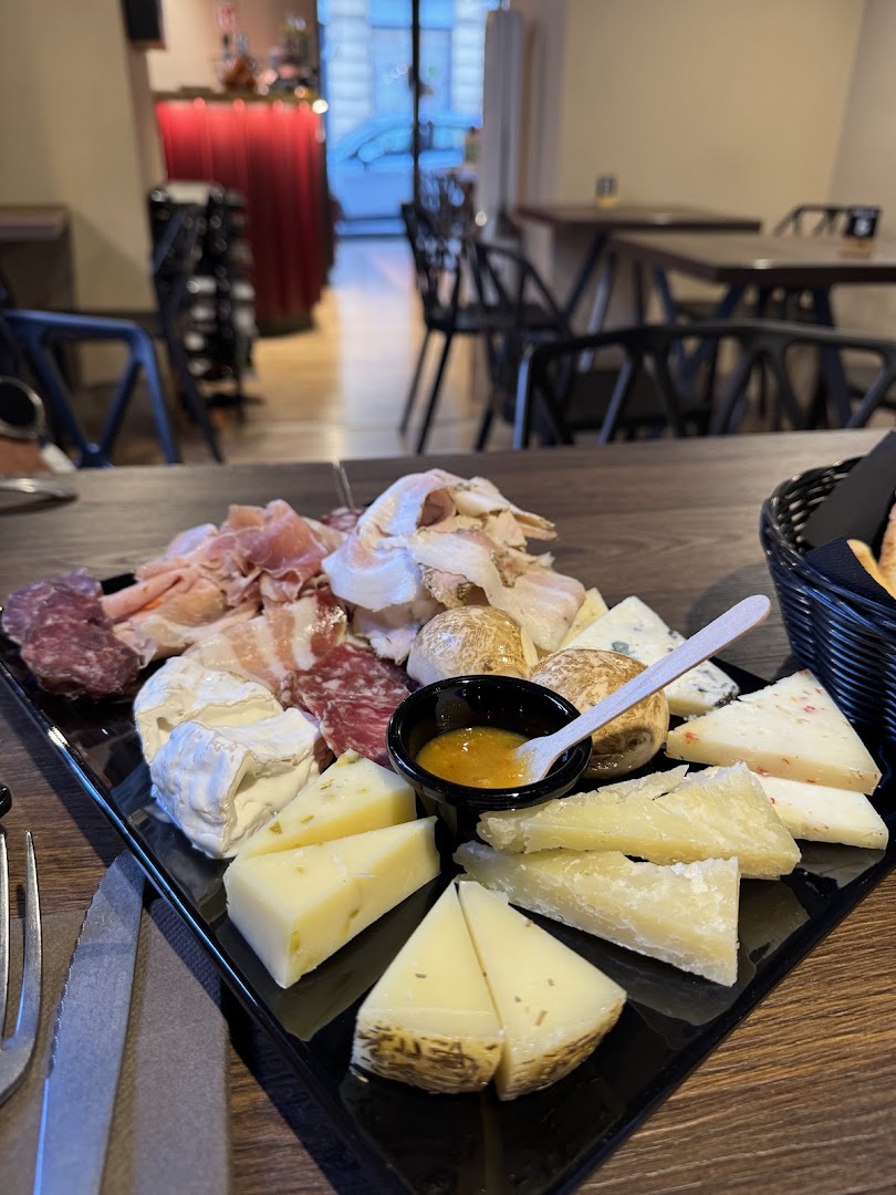 Enoteca Brillo "Wine & More"