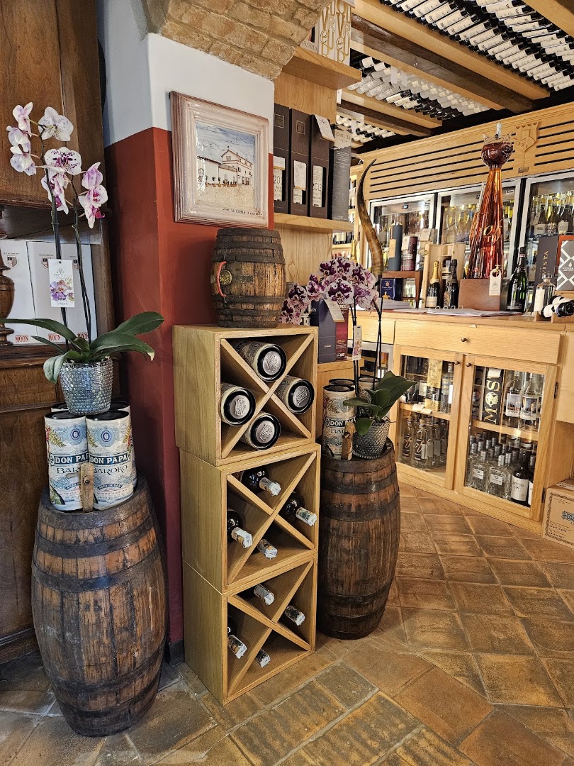 Enoteca Cipolla D' Oro Shop Online e Vendita Diretta Vini Liquori Distillati Macerata Marche