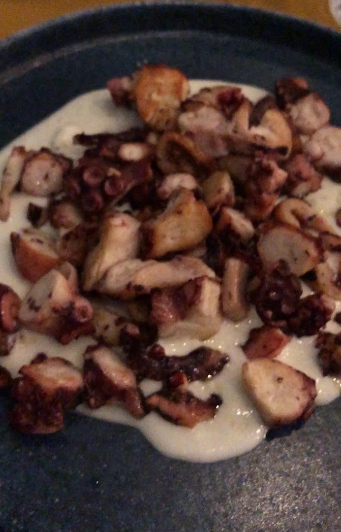 Enoteca Con Cucina Di Pesce