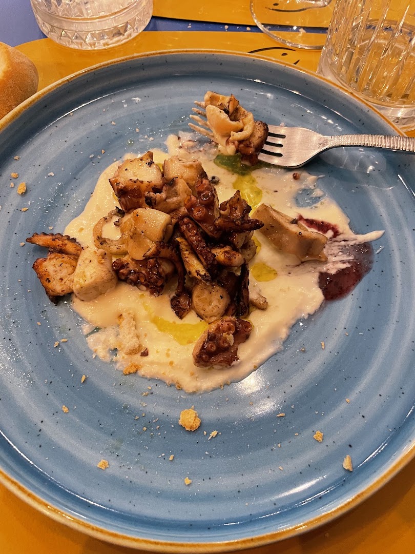 Enoteca Con Cucina Di Pesce