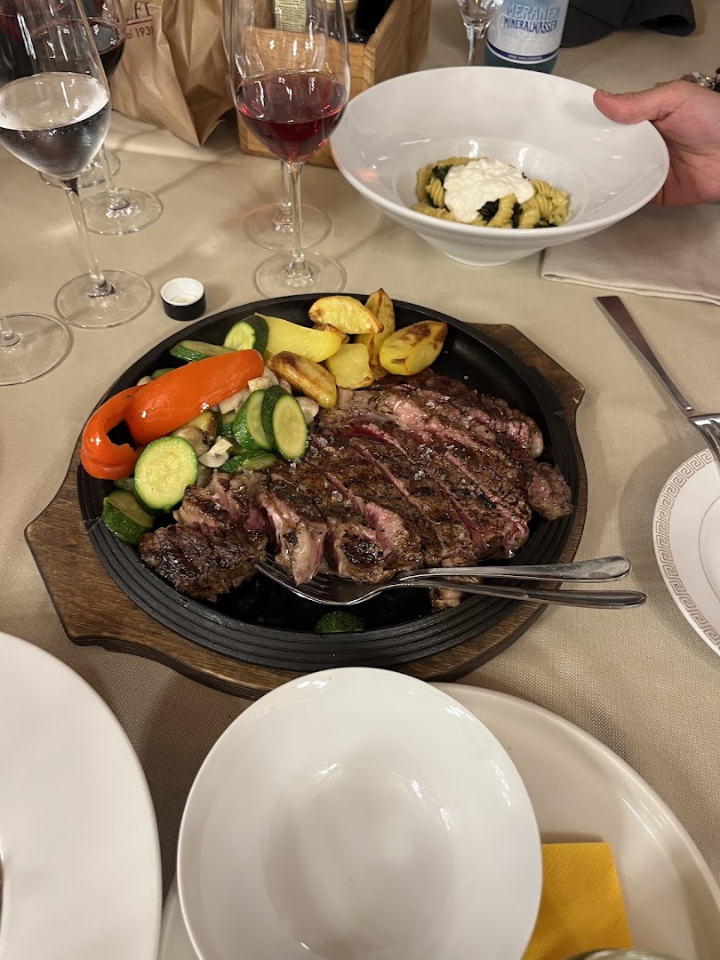 Enoteca Gandolfi by Sparerhof
