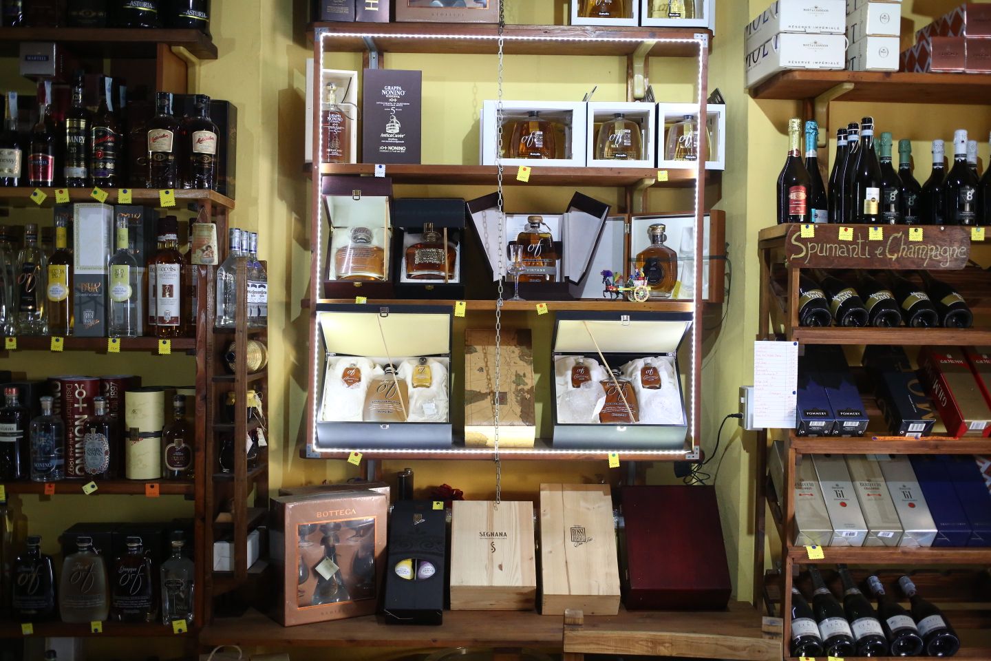 Enoteca La Cantina Di Bacco