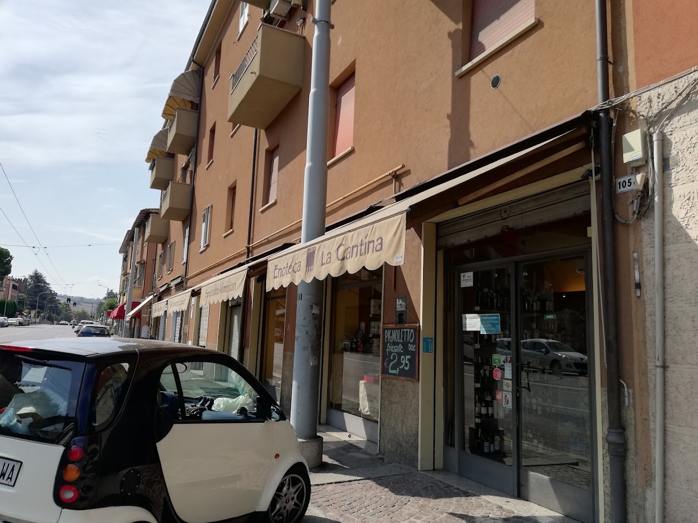 ENOTECA LA CANTINA