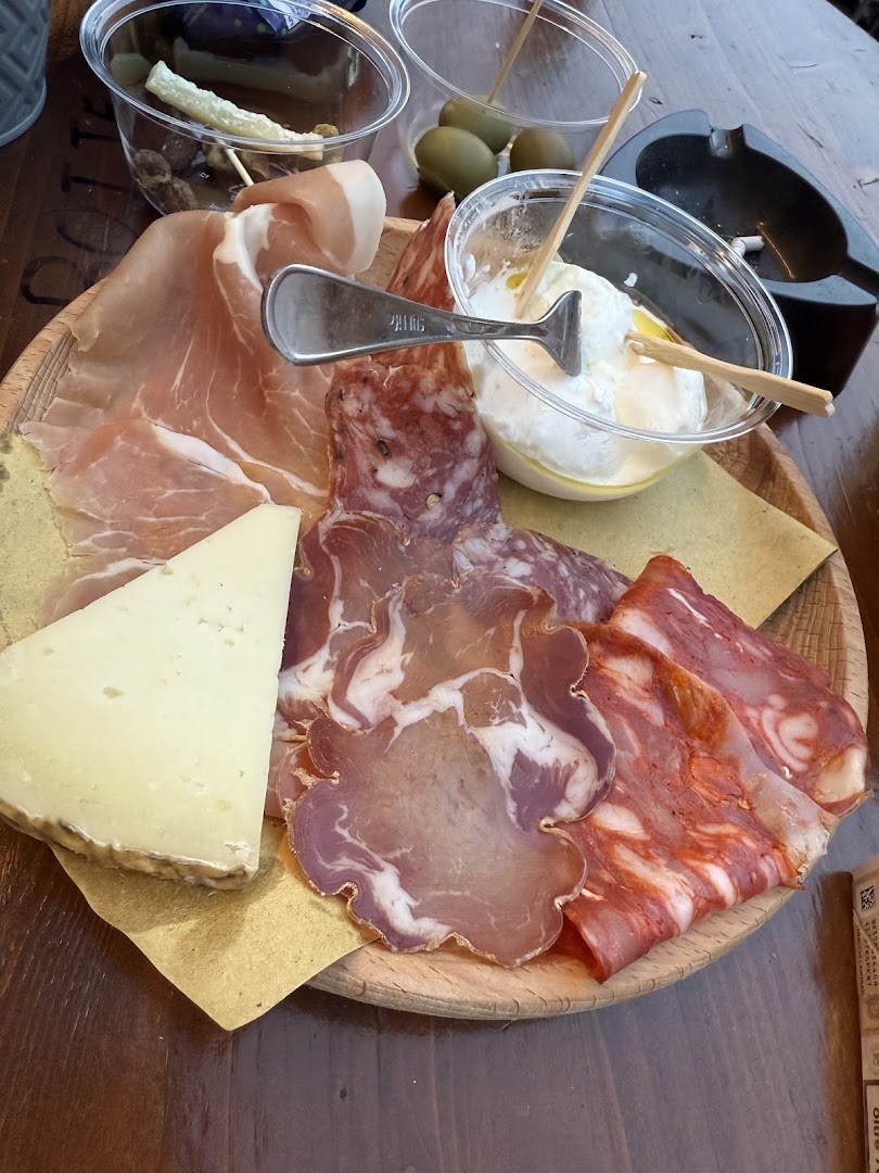 Enoteca "La Sarimmènta"