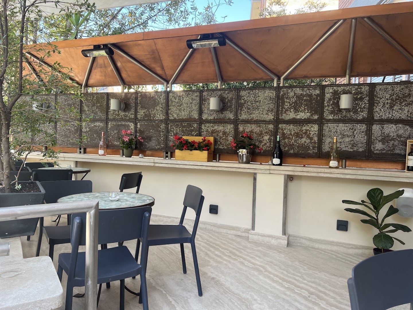 Enoteca Lucantoni